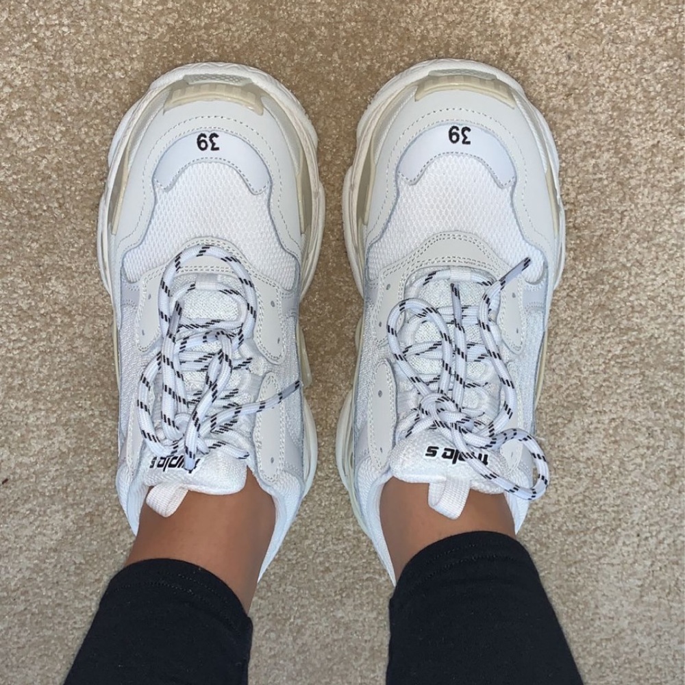 WOMEN'S TRIPLE S SNEAKER IN WHITE BALENCIAGA